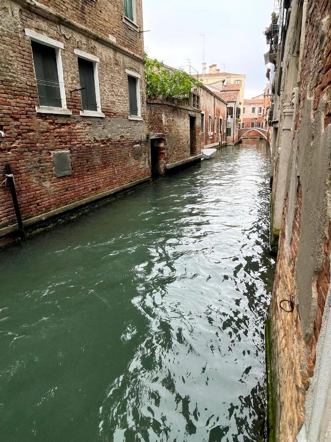 Ca' Dell'Ombra Felice - Canal View Venice Luaran gambar
